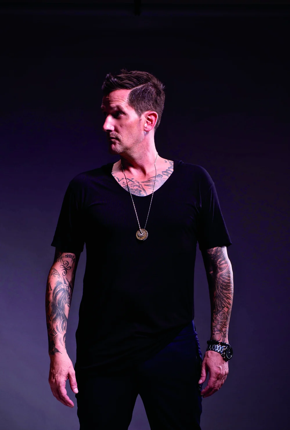 Signature V-neck tee in a location setting