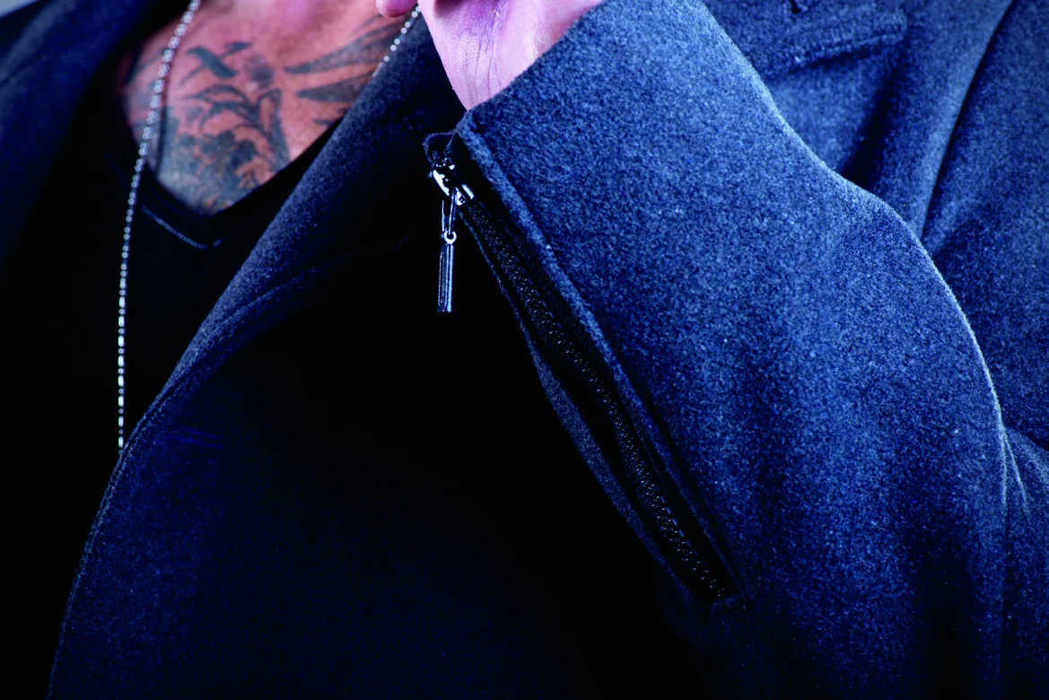 Zip cuff on the Asymmetric Trench
